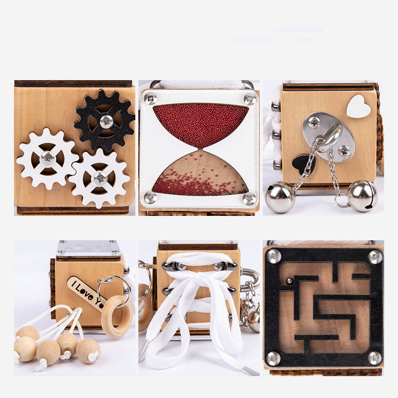 Cube multi-activités en bois motricité fine